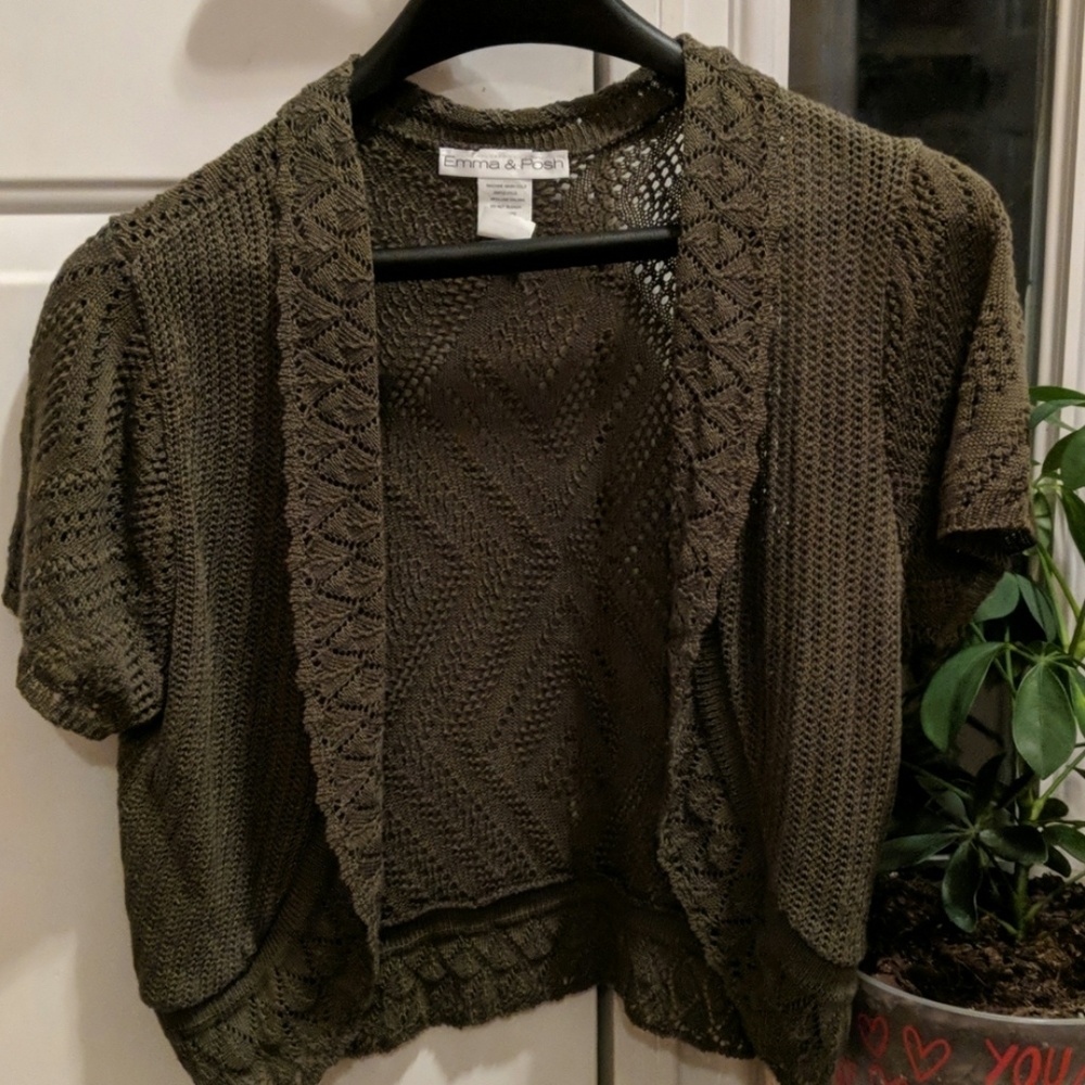 Emma & Posh shrug